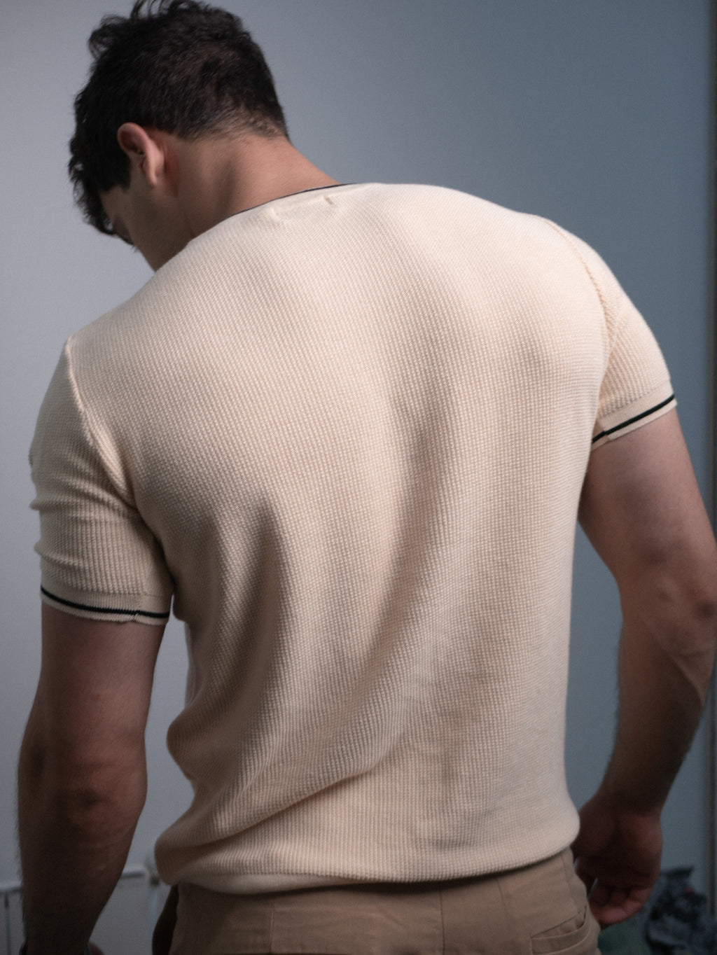 T-shirt signature